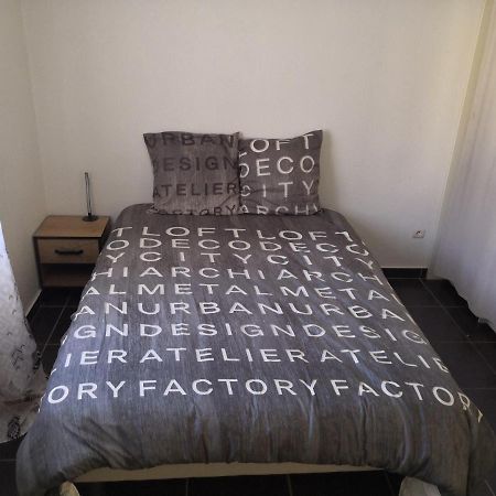spacieux, top lit, hôte réactif, proche montagne mer, lumineux, bien équipé, agréable, chambre, micro maison et maison, bien regarder Perpinhã Exterior foto