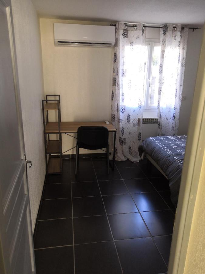 spacieux, top lit, hôte réactif, proche montagne mer, lumineux, bien équipé, agréable, chambre, micro maison et maison, bien regarder Perpinhã Exterior foto