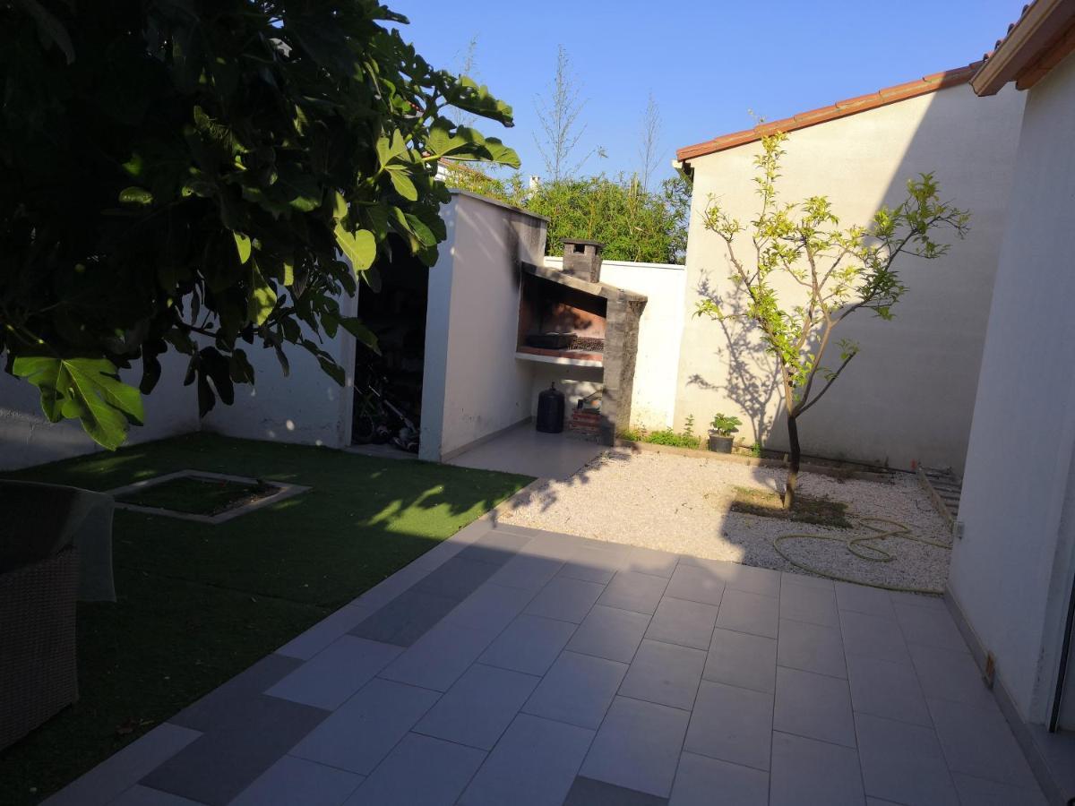spacieux, top lit, hôte réactif, proche montagne mer, lumineux, bien équipé, agréable, chambre, micro maison et maison, bien regarder Perpinhã Exterior foto